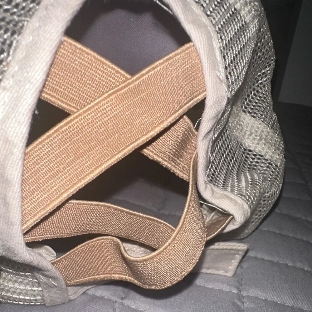 C.C Exclusive Women Leopard Animal Print Mesh Back Ponytail Baseball Cap Hat - Picture 4 of 5